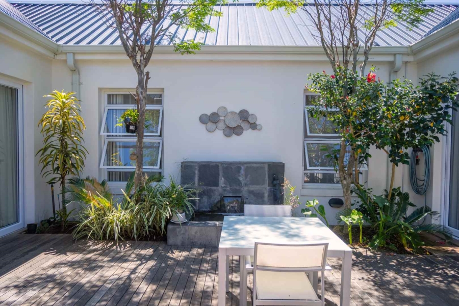 5 Bedroom Property for Sale in Walmer Eastern Cape